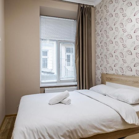 Apartment On Stavropihiiska Street 1 Lviv Extérieur photo